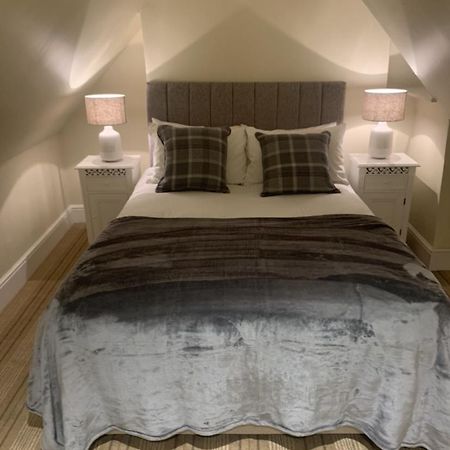 Greyhound Inn Wilton Wilton  Exteriör bild
