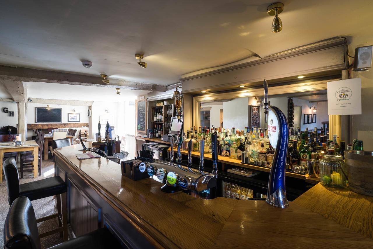 Greyhound Inn Wilton Exteriör bild