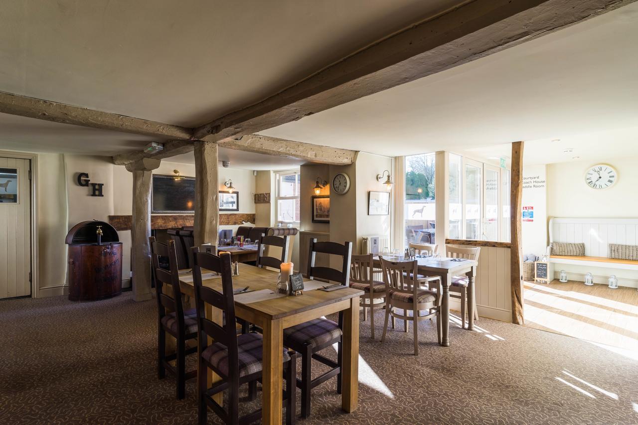 Greyhound Inn Wilton Exteriör bild